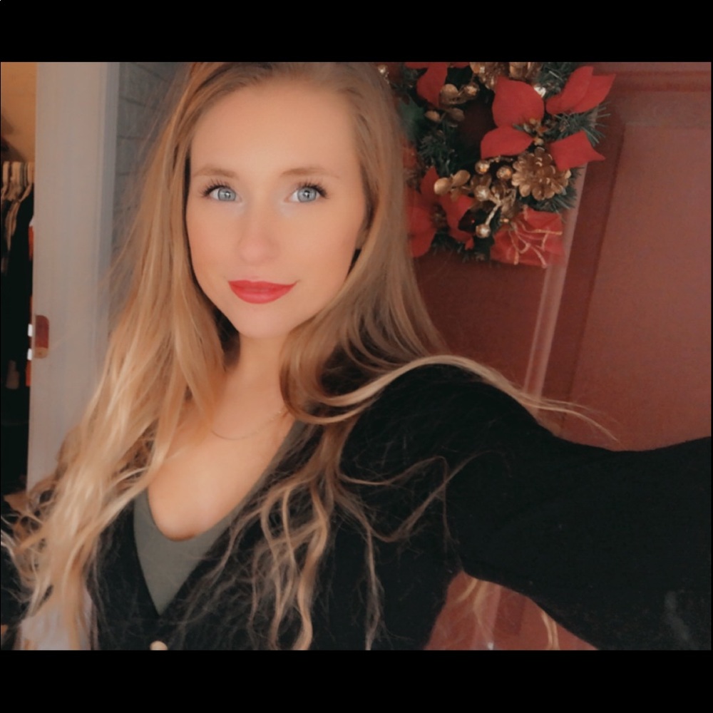 Meet your Posher, Jaclyn